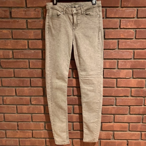 H&M  High Waisted Gray Skinny Jean - Picture 1 of 2